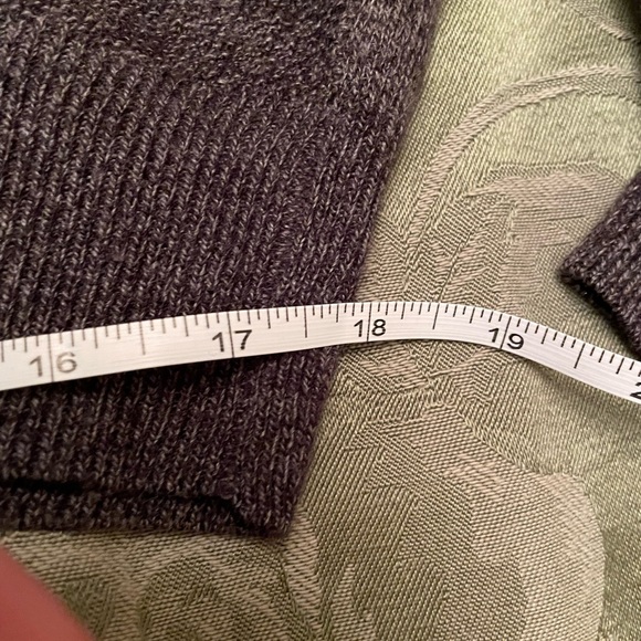 💙Men’s Docker’s Size Large knit Pull over Sweater with zipper opening. - Picture 9 of 9